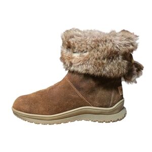 Minnetonka Boots Ankle Brown Suede Leather Faux Fur Cuff Lined Tread sz 7